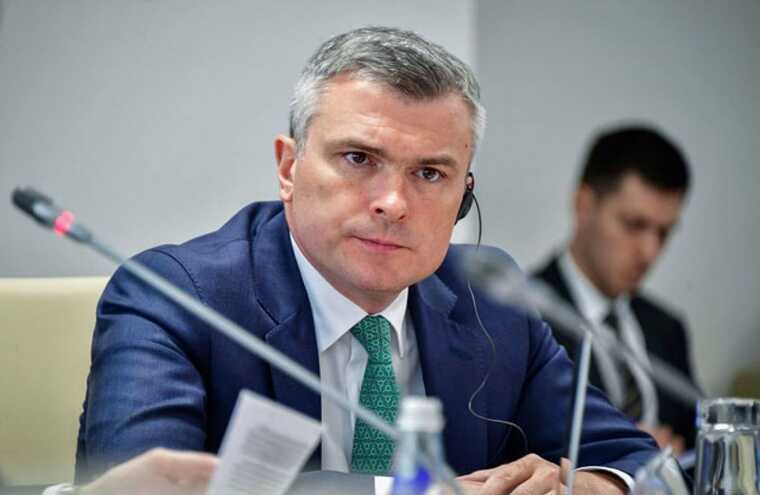 Борьба за кресло главы ГТЛК обнажила коррупционные схемы вокруг Артема Довлатова