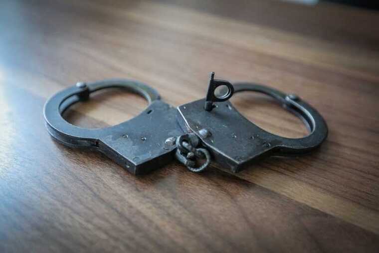 В Калининграде арестованы шесть человек по делу о вымогательстве у военнослужащих СВО