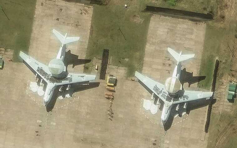 Украина повредила до 20 российских военных самолетов и уничтожила около 10 из них