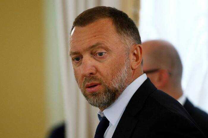 Экс-дипломата Сергея Шестакова обвиняют в обходе санкций и отмывании денег в пользу Олега Дерипаски